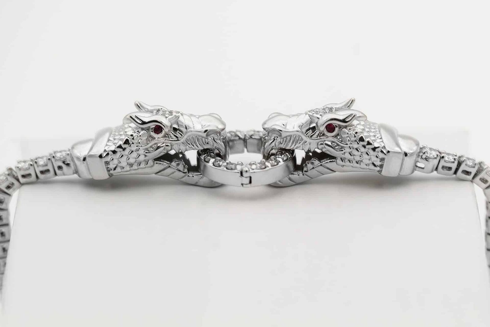 sabrianna IK5P866QaLY unsplash